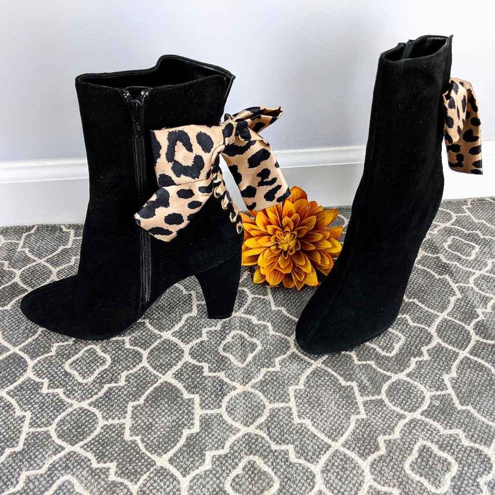 BEVERLY FELDMAN Suede Leather High Heel Boots Sz 7.5